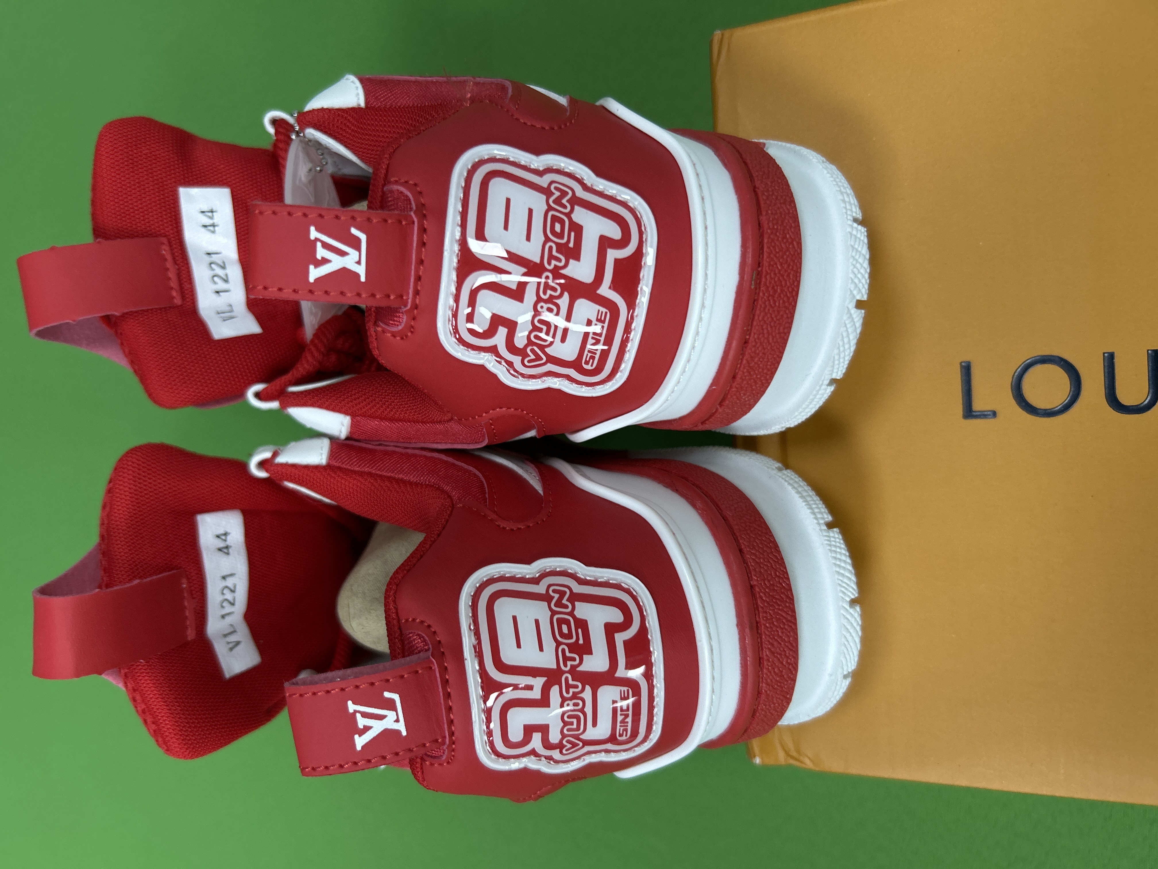 LV Louis Vuitton Trainer Sneaker