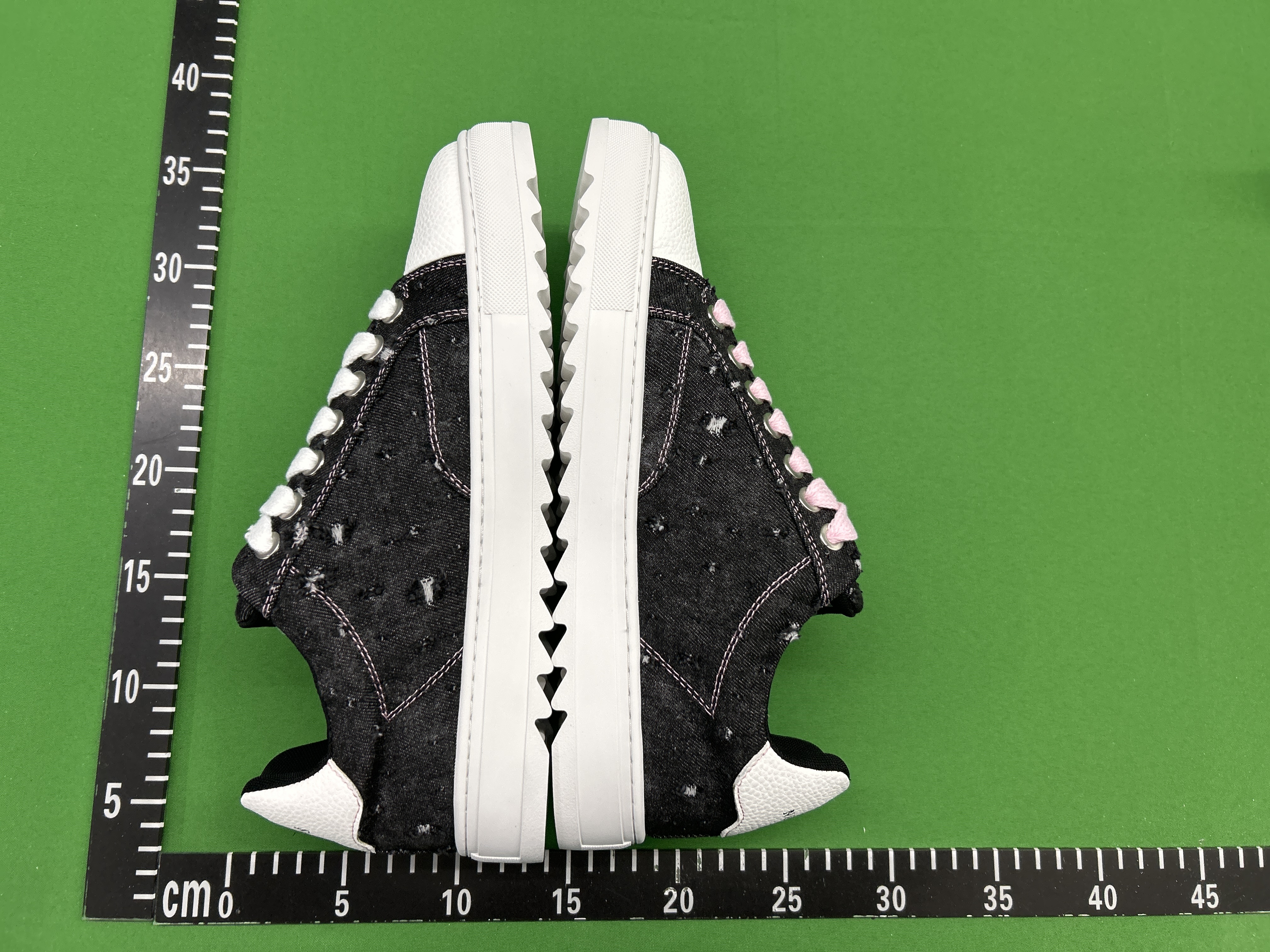 Numeris shoes