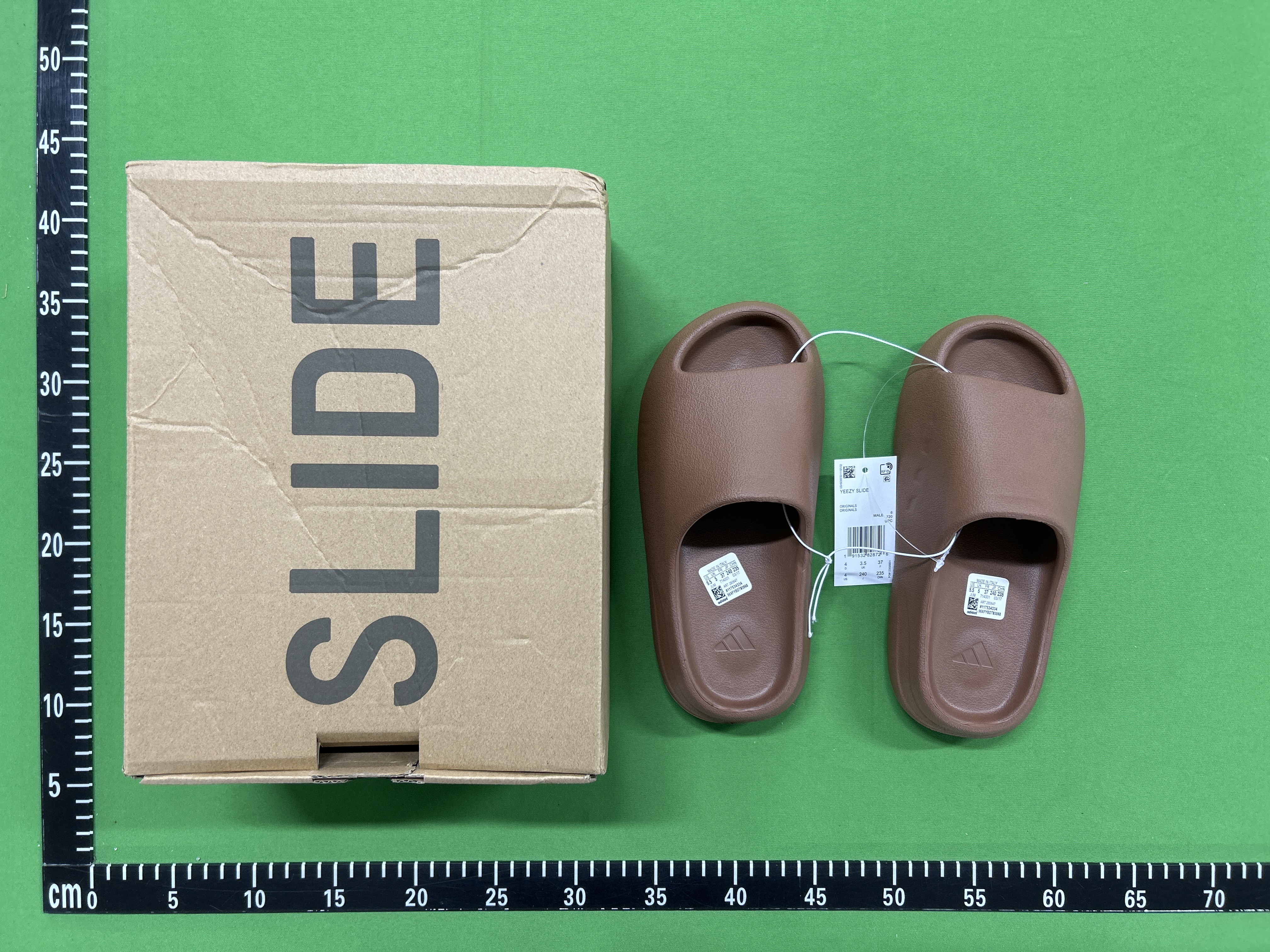 Yeezy Slides(+14 Colorways)