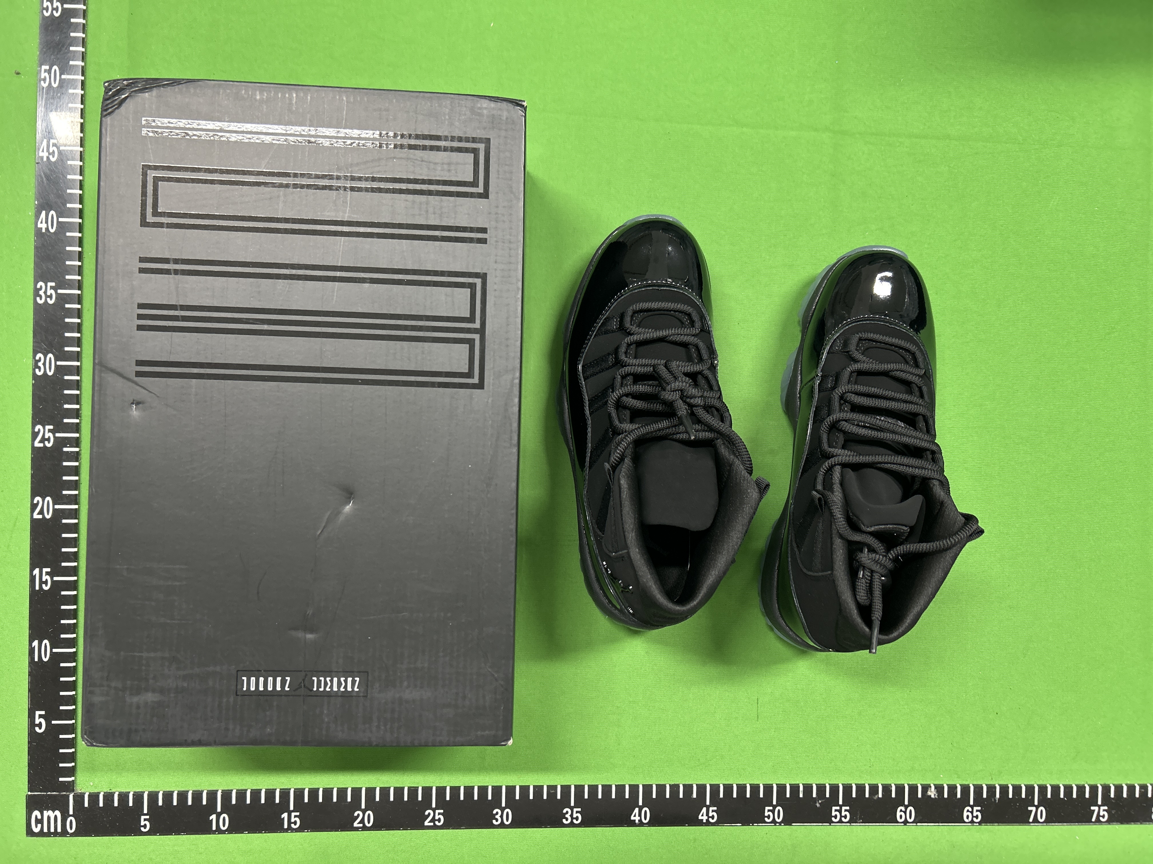 Air Jordan 11 (+20 Colorways)
