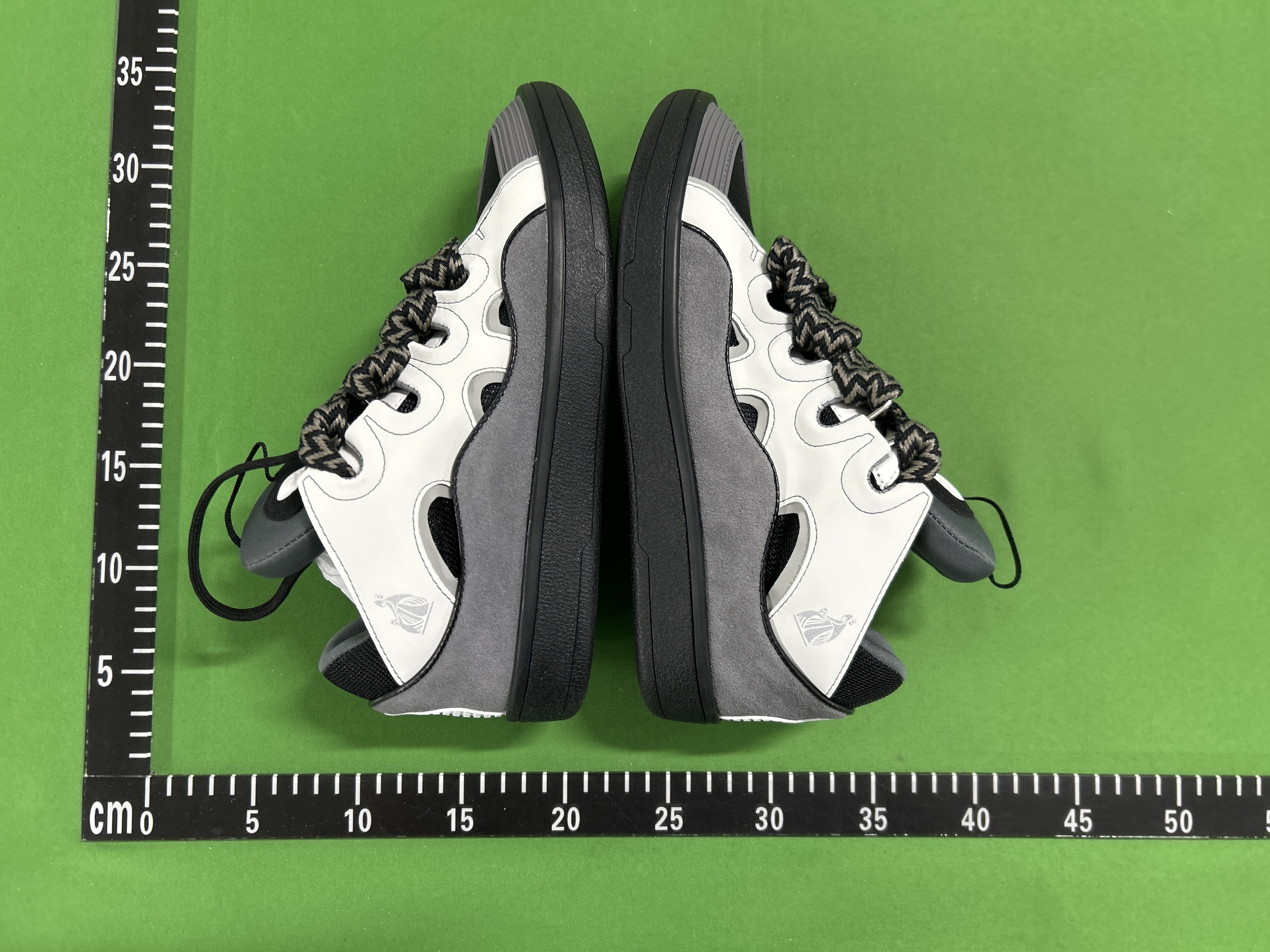 Lanvin Curb (Multiple colors)