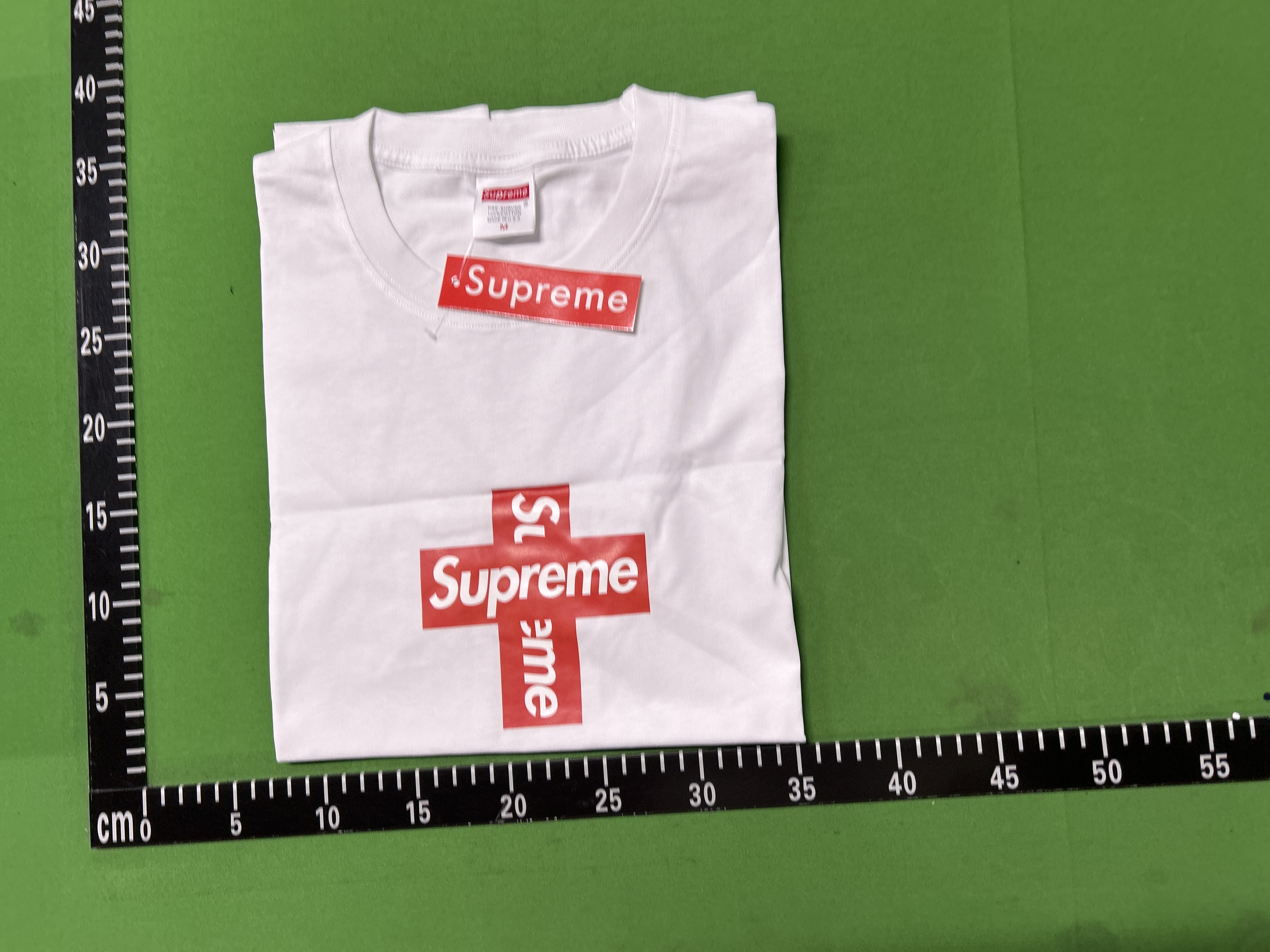 Supreme tee