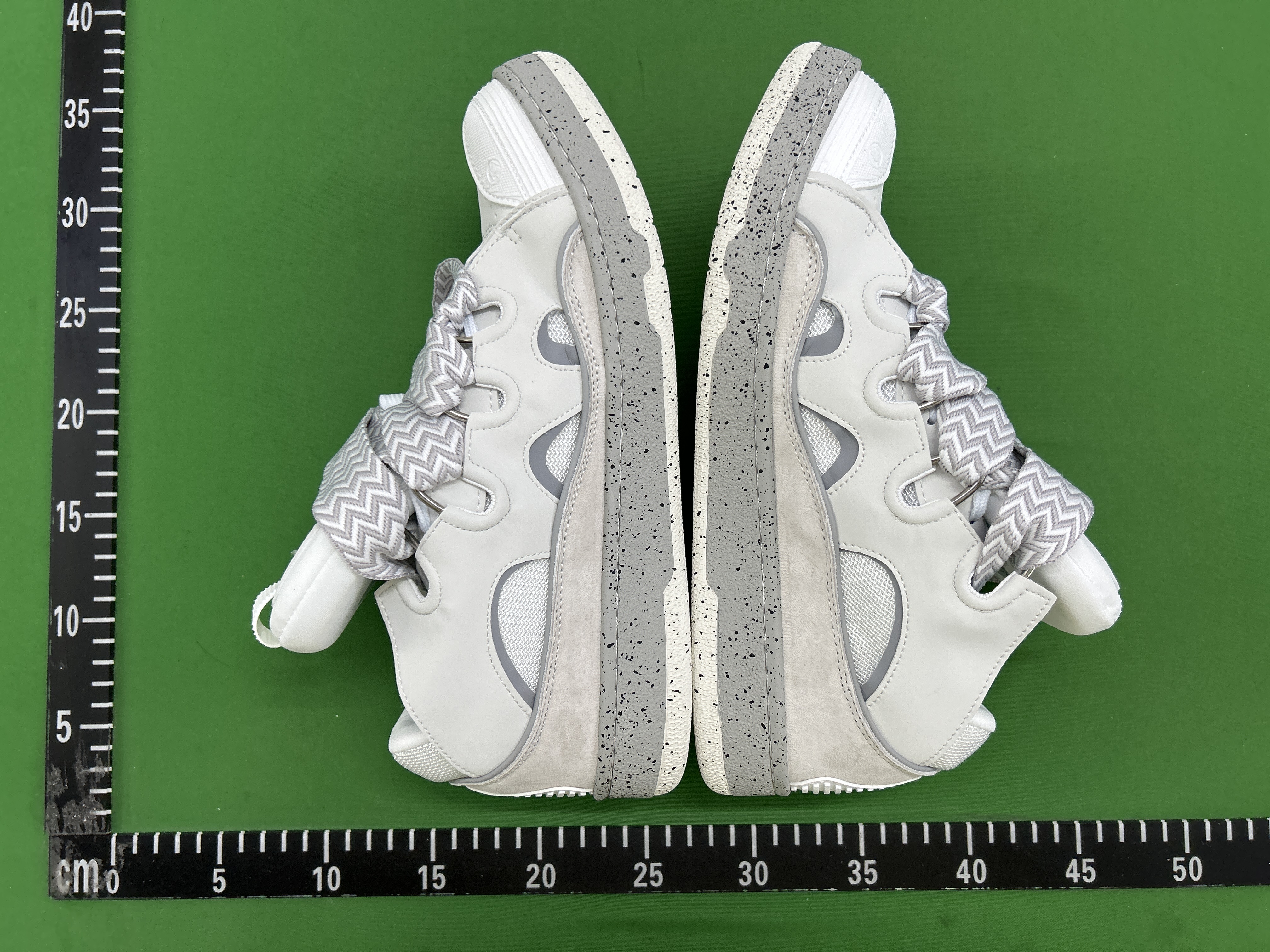 Lanvin Curb (Multiple colors)