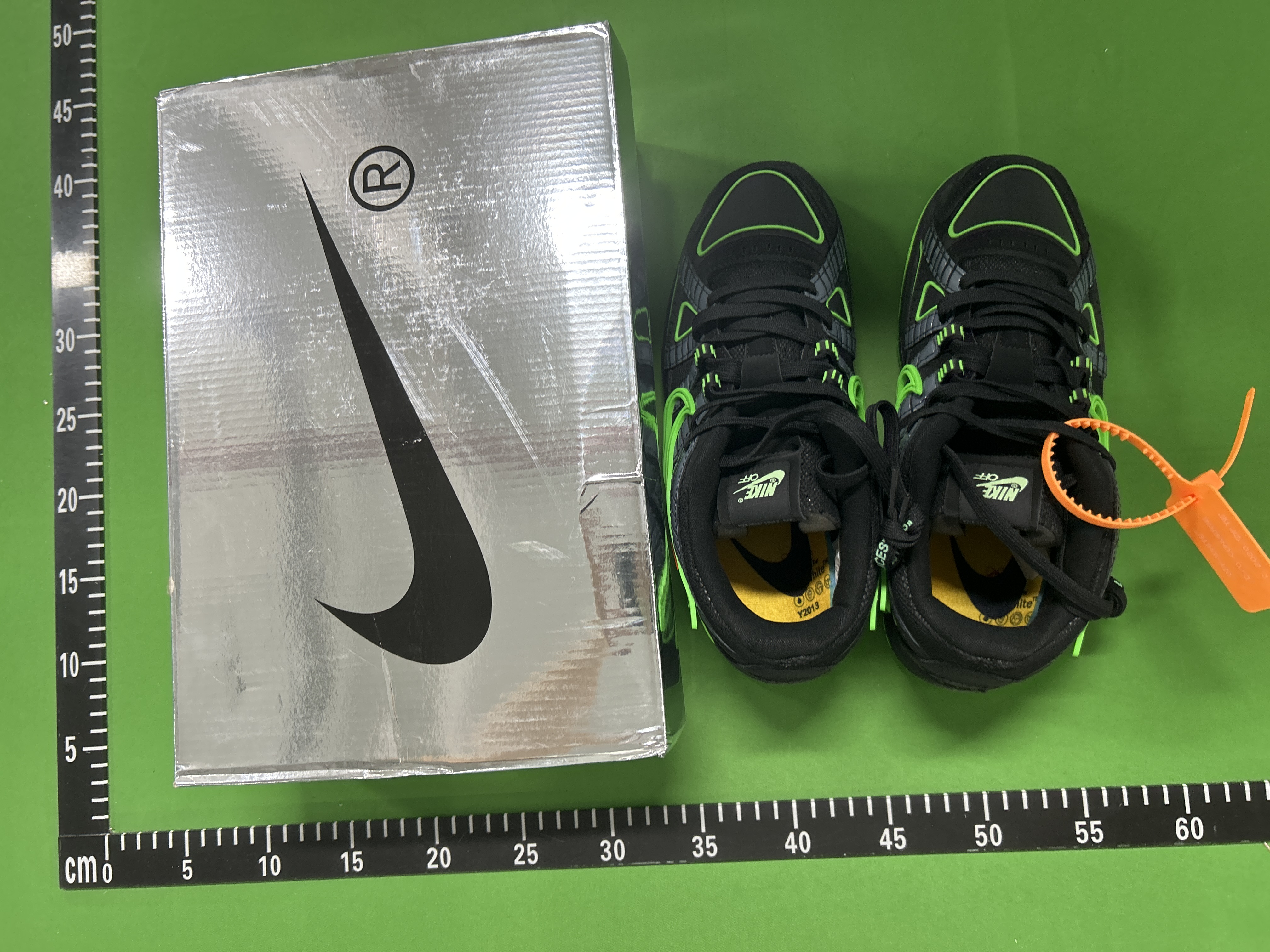 Off White x Air Rubber Dunk