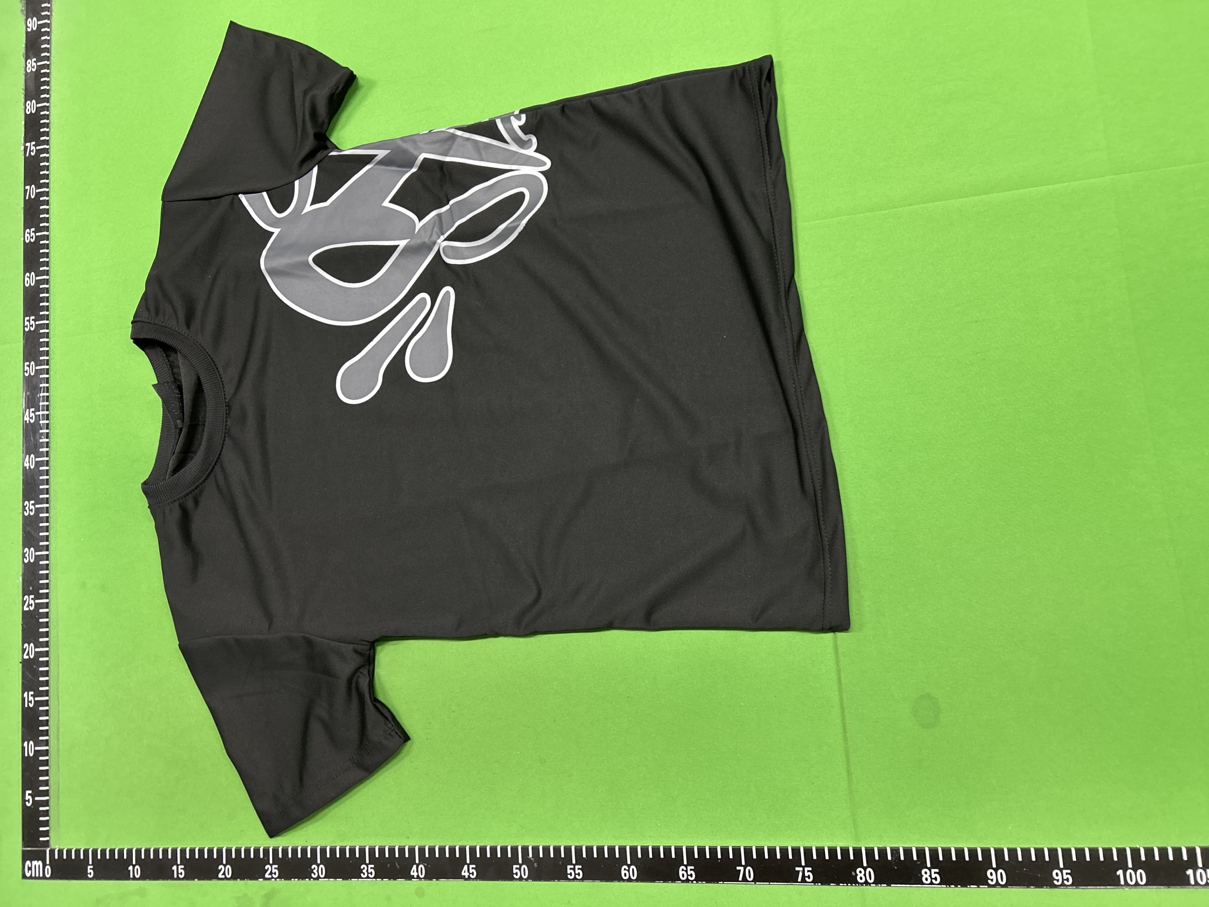 Syna world shorts brand new