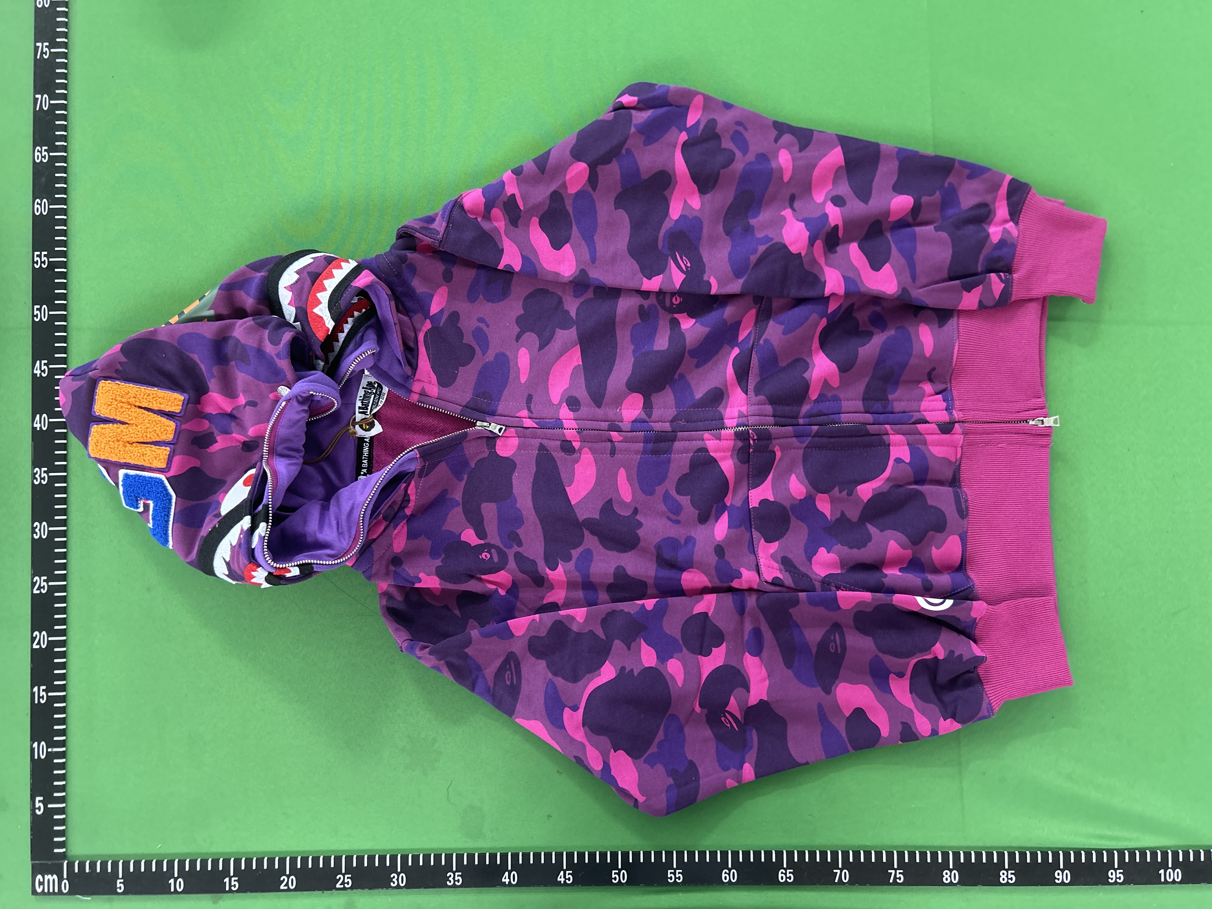 Bape Hoodie (+15 styles)