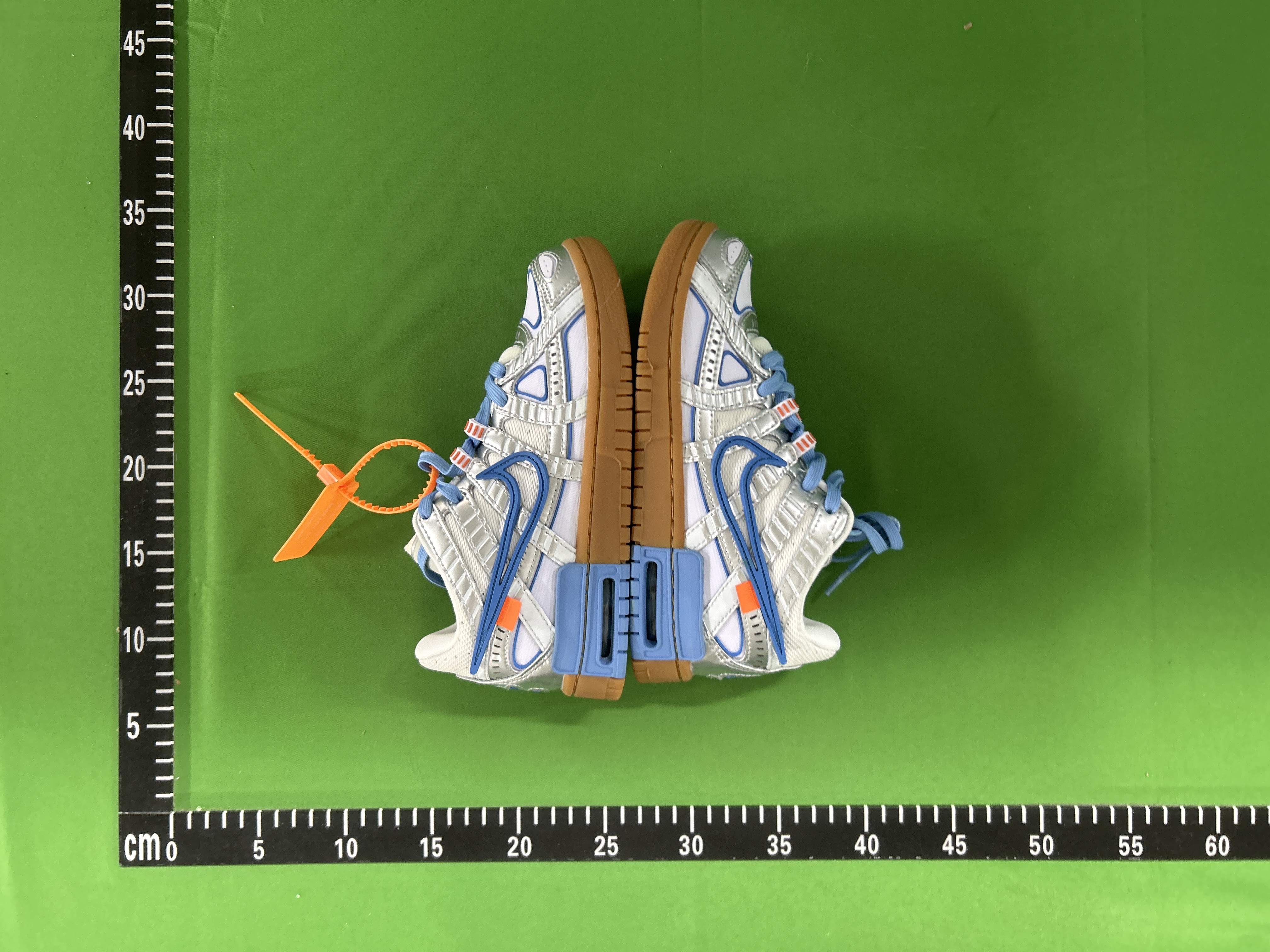 Off White x Air Rubber Dunk