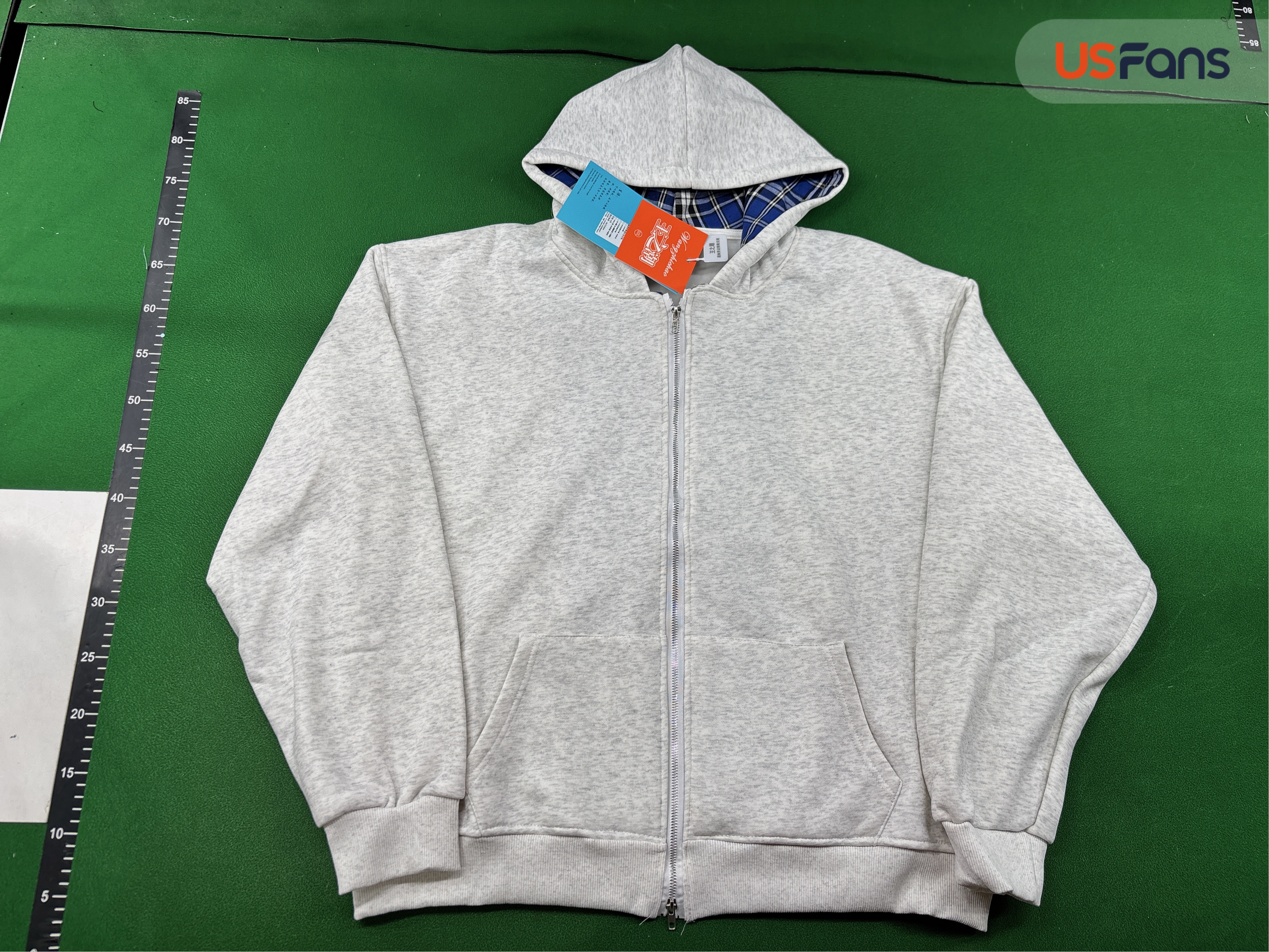 Derschutze Zip Hoodie