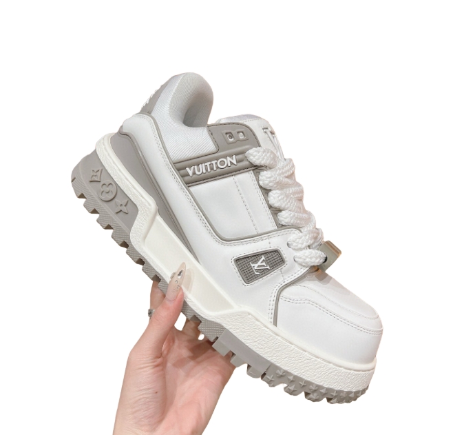 LV Trainer x Swarovski