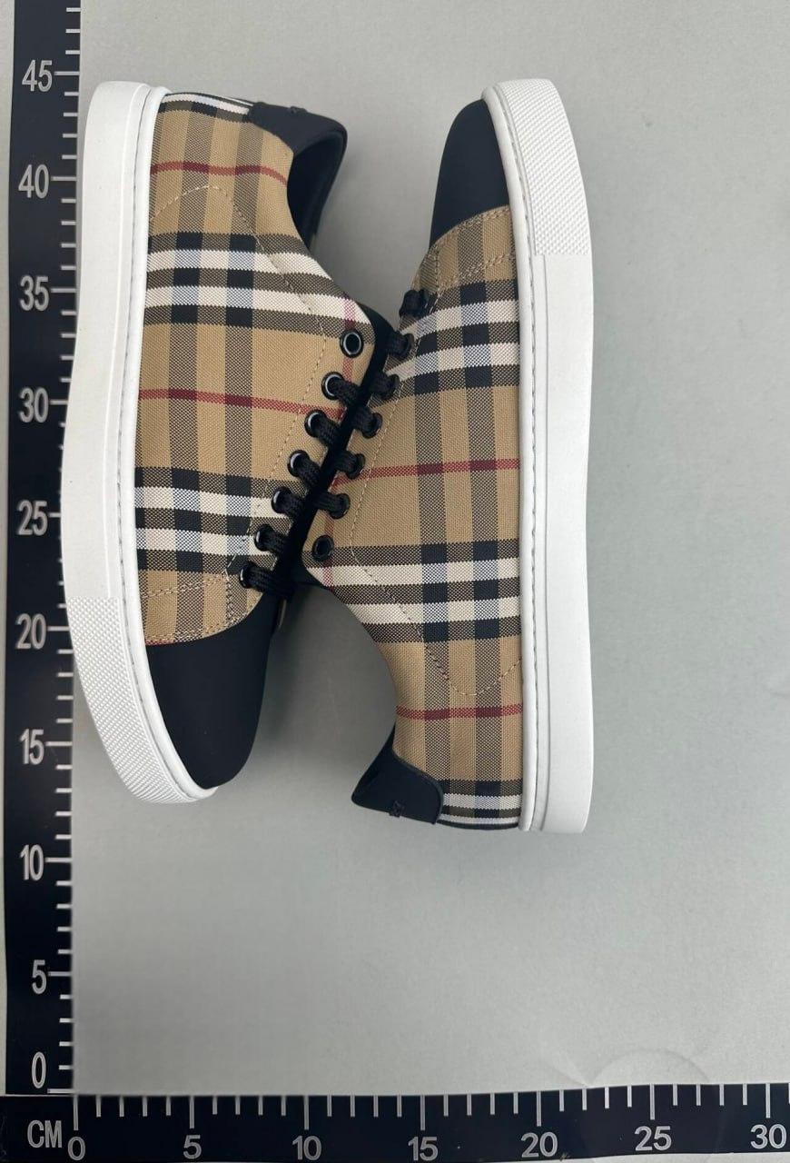 Burberry Shoes (+4 Colorways)