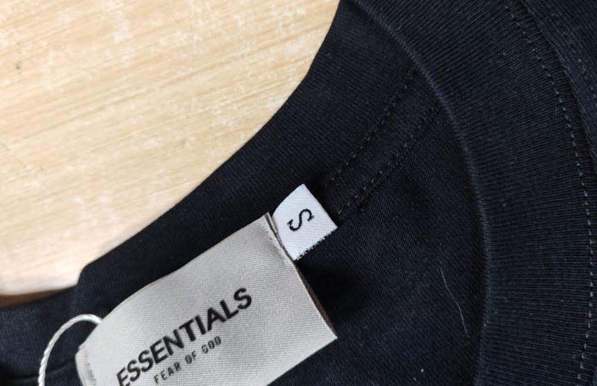 Essentials T-shirts (+15 styles)