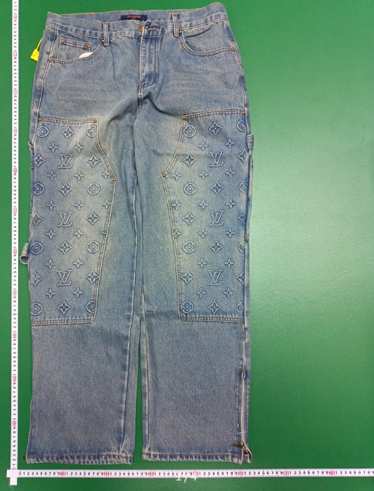 Louis Vuitton Jeans