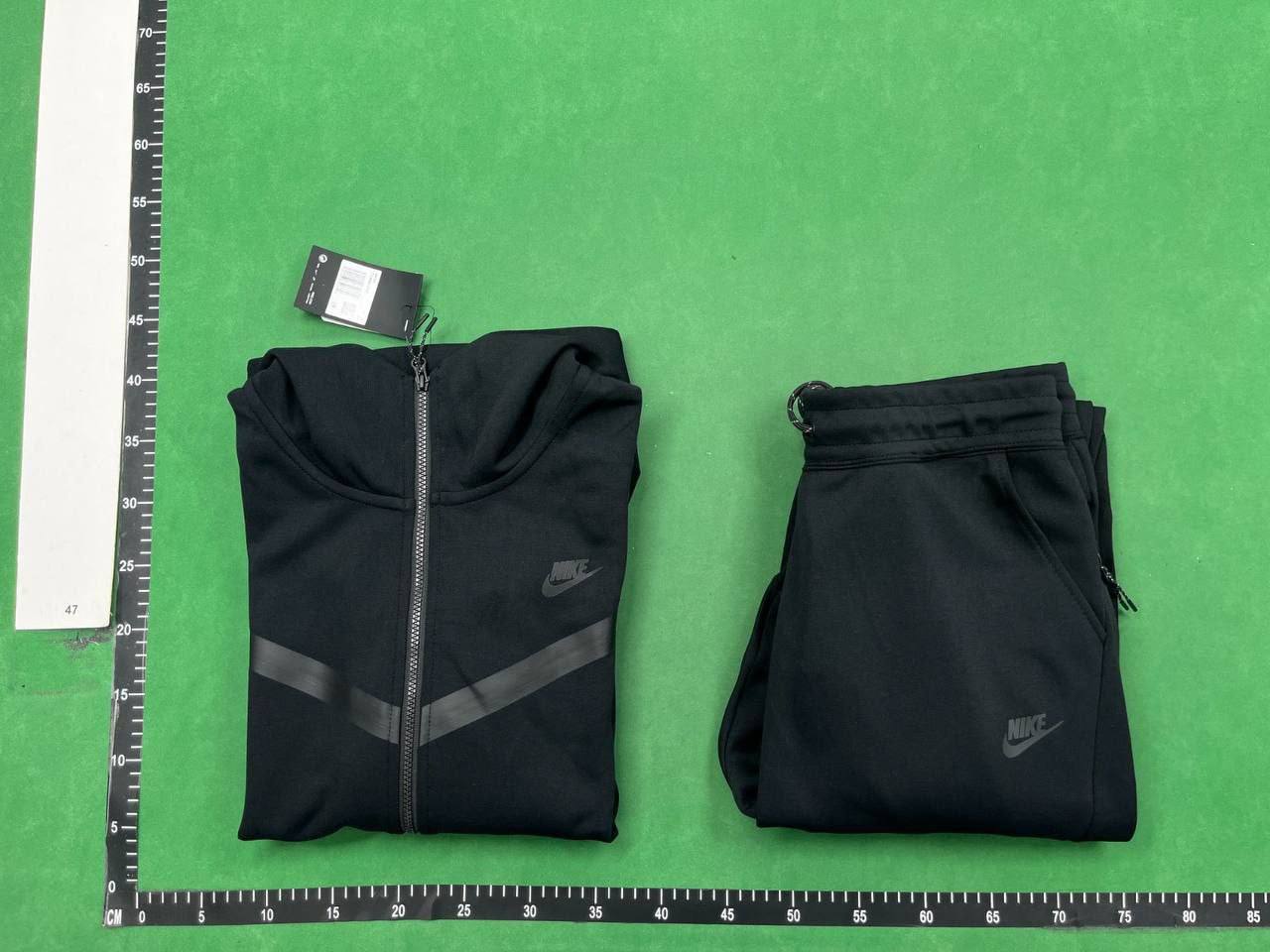 Tech Pack Suit(+40 Colorways)