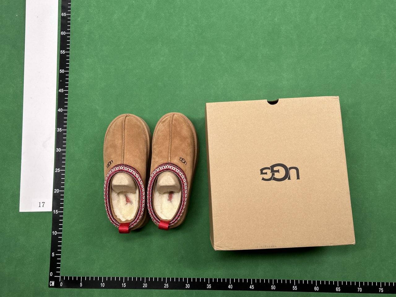 UGG Tasman