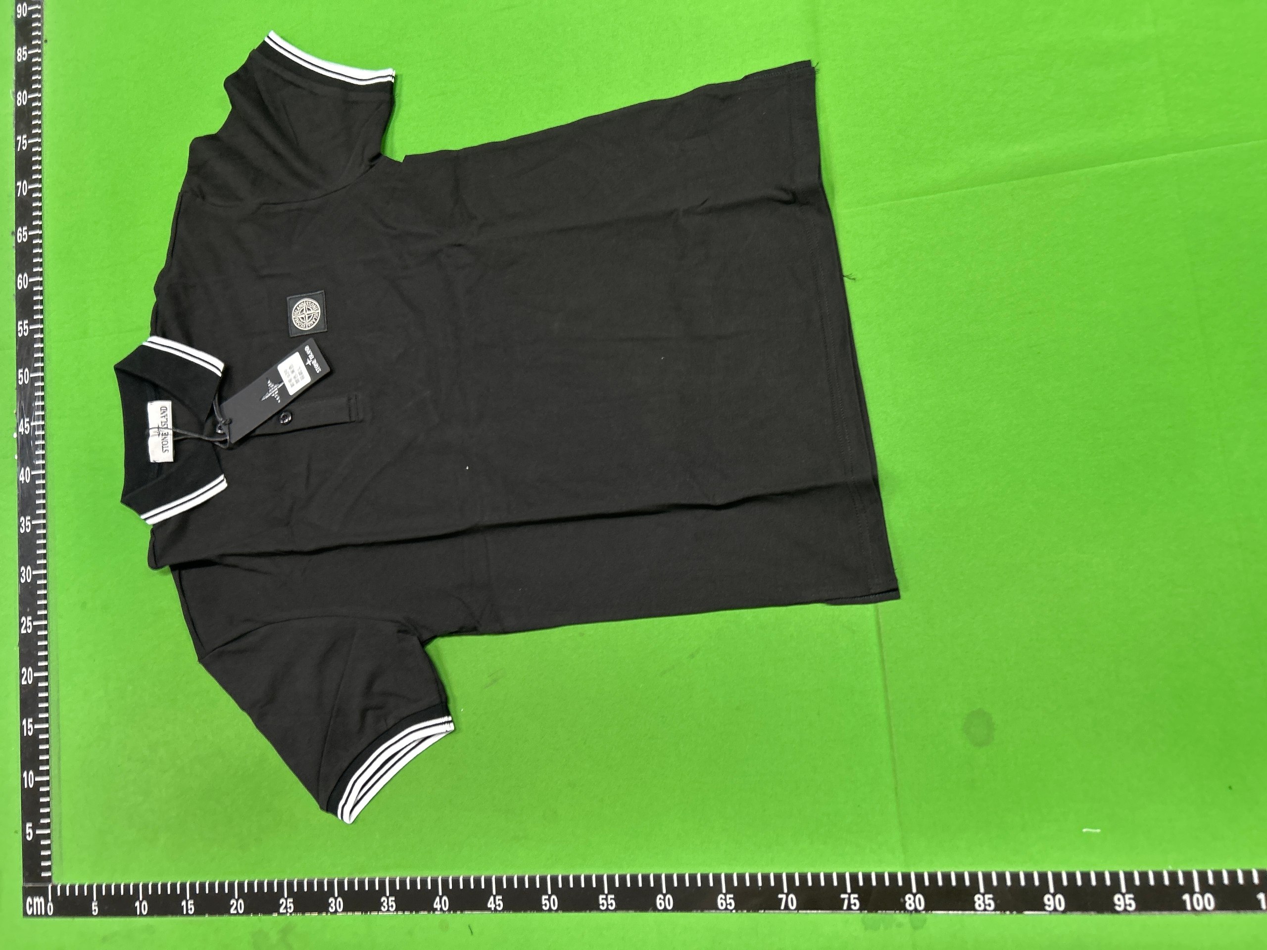 Supreme tee